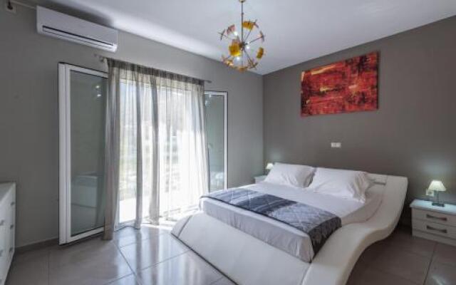 Peristera Apartments