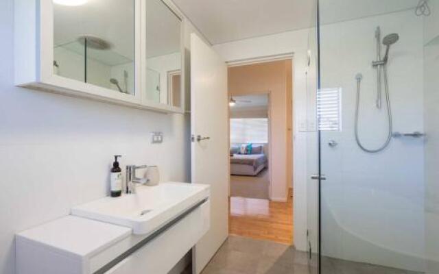 Stylish and Spacious Beach Apartment