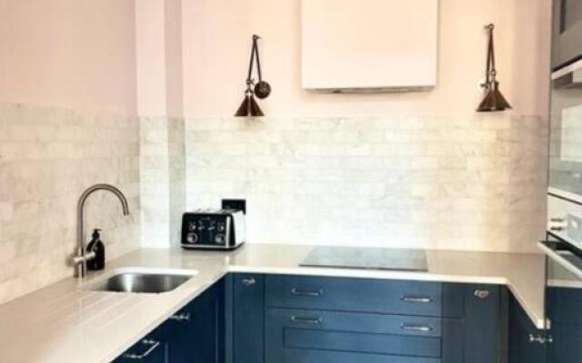 Redland Suites - Apartment 4