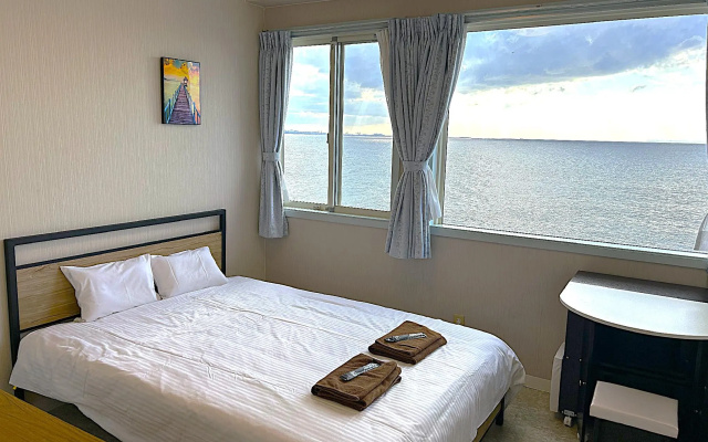 Okinawa Ocean Front Hotel – Guest Rooms – Chatan