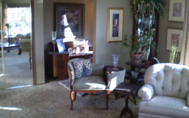 Desert Oasis Bed and Breakfast