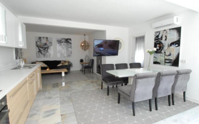 Little Paradise close to La Sala in Puerto Banus / quiet