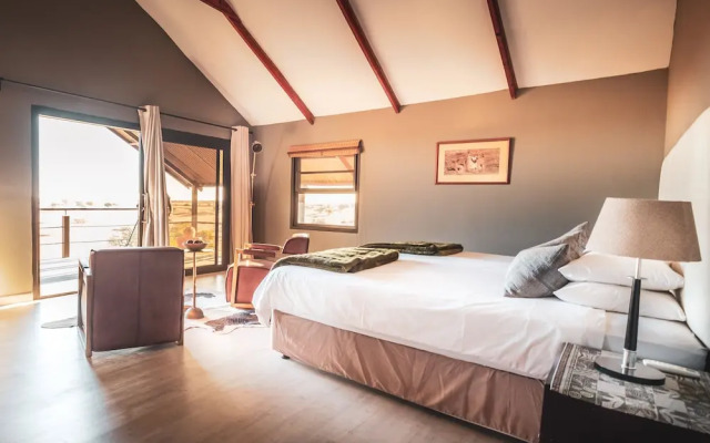 Bagatelle Kalahari Game Ranch