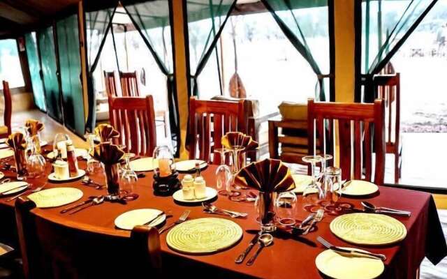 Osinon Camps & Lodges