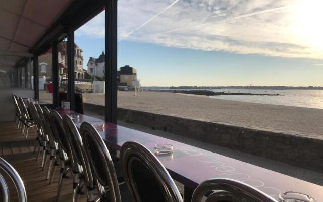 TOUT A PIED ! parking privé - T2 25m2 cosy