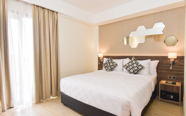 Golden Tulip Essential Tangerang