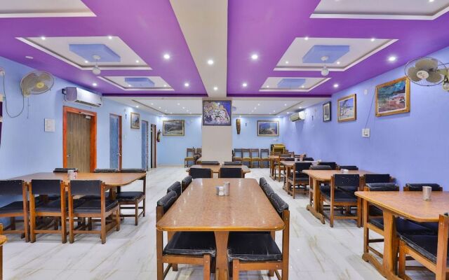 Collection O 18385 Hotel Triveni