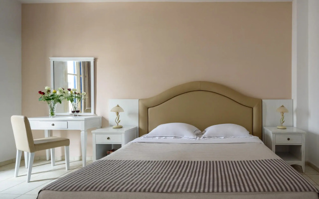 Scorpios Beach Santorini