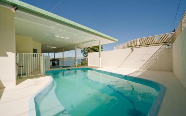 Picturesque on Passage - Shute Harbour