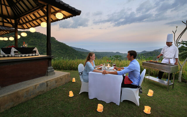 Отель Candi Beach Resort and Spa