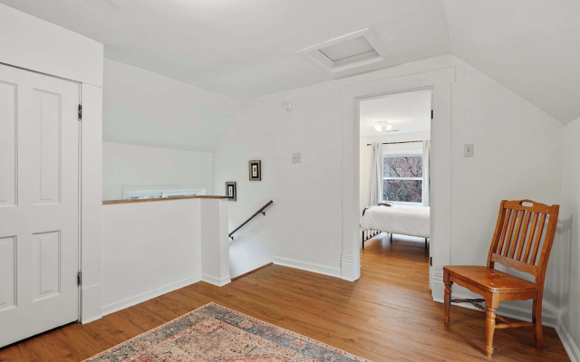Morrill Modern Retreat Desirable Marion Village!