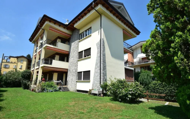 Pallanza Lakeview Apartment