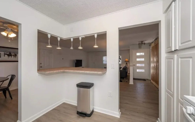 The Grand Elm Suite 2 Sleeps 6