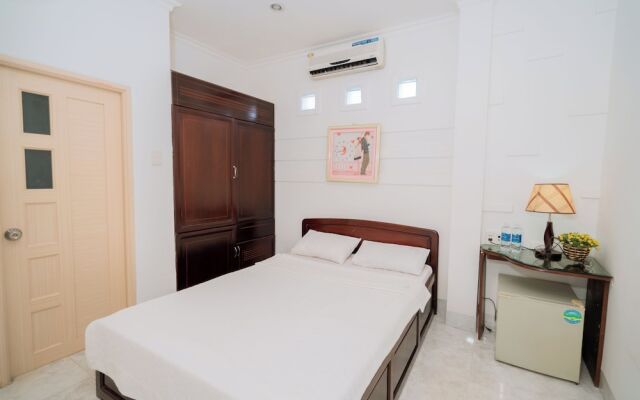 Trieu Vu Hotel & Apartment