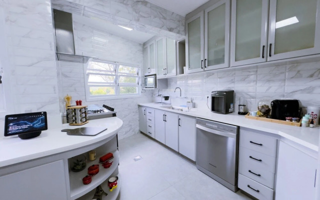 Casa de Luxo 2500m na Granja Viana