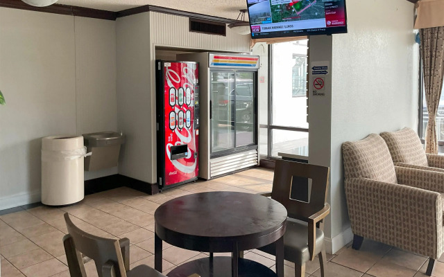 Motel 6 Baton Rouge, LA - East - I-12