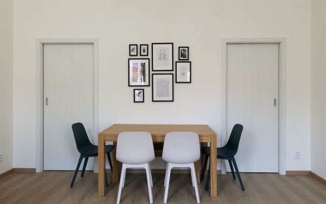 Avantgarde apartments