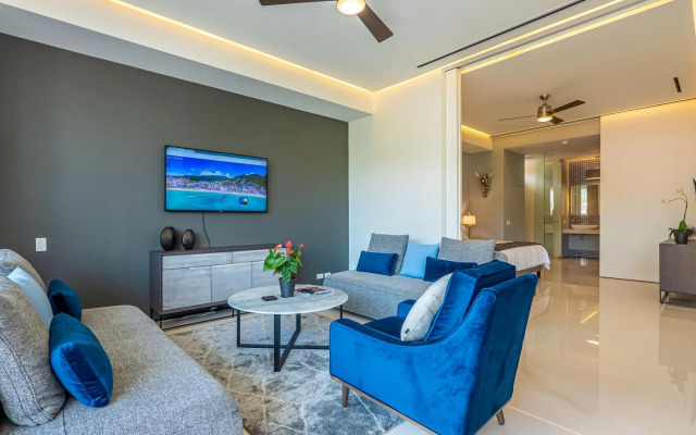 Pier57unit411 Luxurious Ultra Chic Pier 57 Condo Romantic Zo