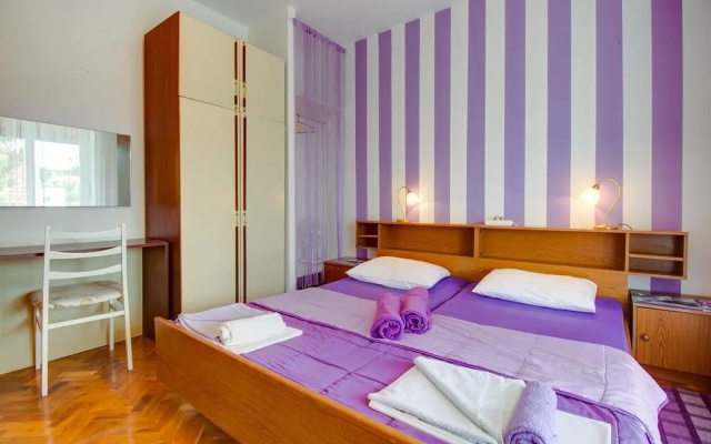 Room Milka