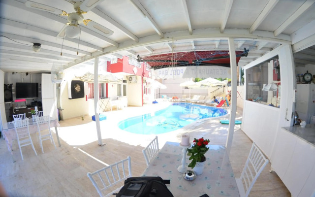 Side Apart Hotel