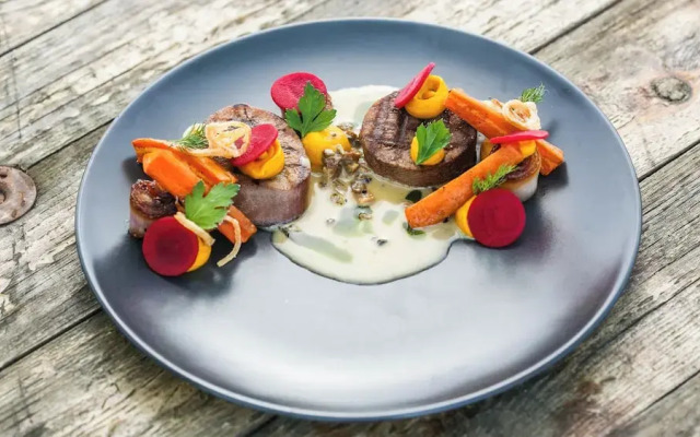 Ungru Guesthouse and Restaurant