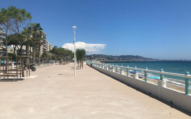 Appartement à 2 pas de la mer