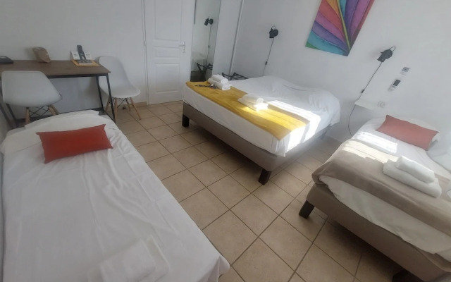 Logis Hôtel le Clos Saint-Loup