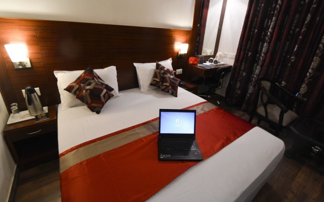 Hotel Janhvi International – Guest Rooms – Varanasi