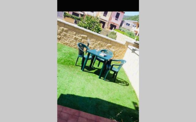 Casa Silvia Climatizzata, giardino privato e posto auto privato