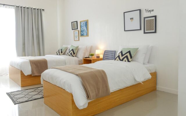 Hometown Hotel Morato - Quezon City