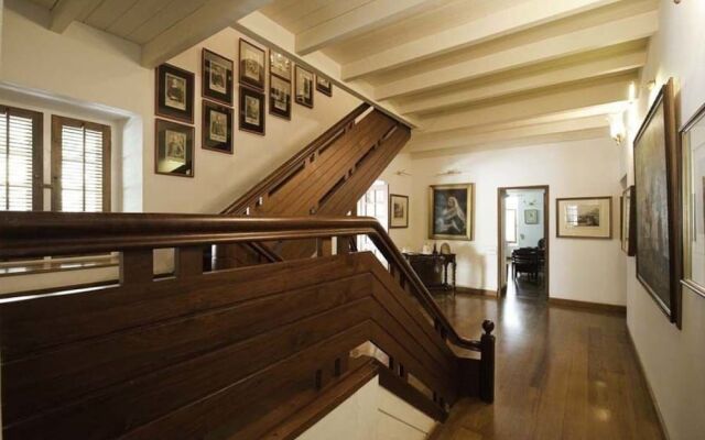 Le Colonial 1506