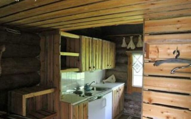 Holiday Home Pykälä - log village