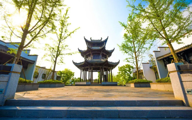 Yurun Hanyuelou Villa Resort