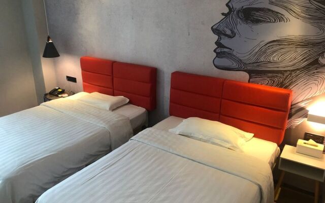 Life Yajo Hotel Xintang Metro Station
