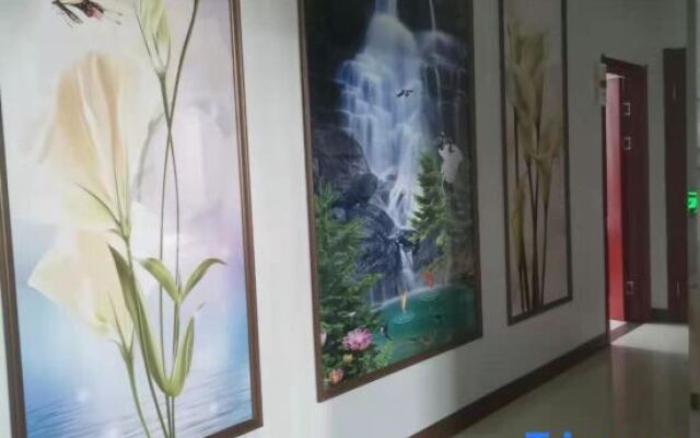 Pianguan Laoniuwan Business Hotel