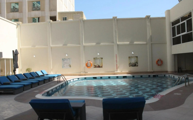 Al Safir Hotel & Tower