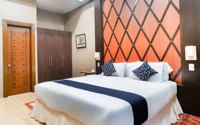 Capital O 460 World Palace Hotel