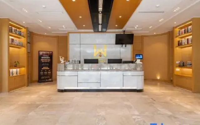World Hotel