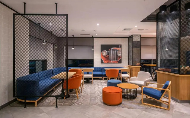 Holiday Inn Express Greater Noida Knowledge Park