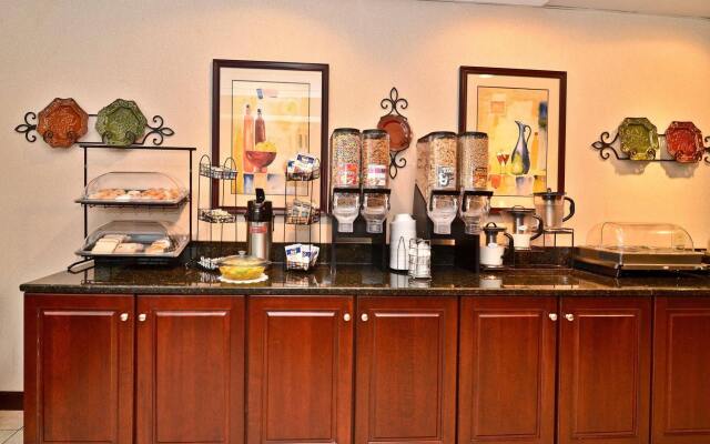 Best Western Plus Oak Mountain Inn