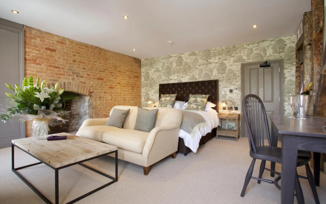 Kings Head Hotel