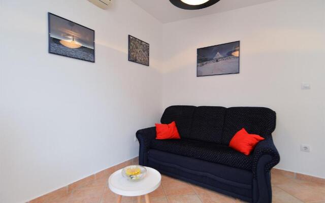 House Kristina 1203