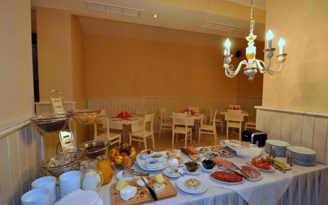 Lovely 1 Bedroom Apartment 5min FROM THE SKI LIFT!