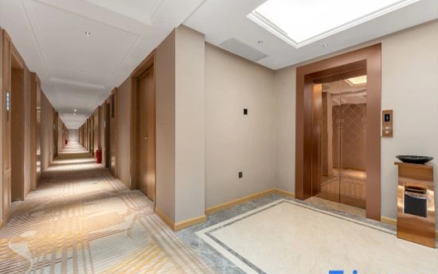 Vienna Hotel (Jingzhou Yangtze University)