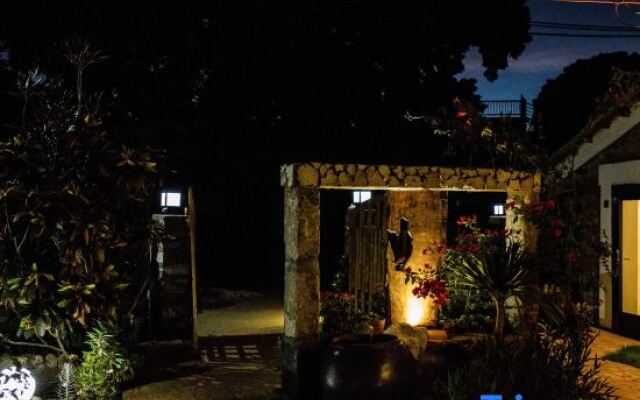 Shi'er Hostel