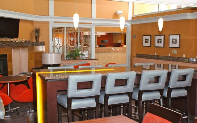SenS Suites Livermore, SureStay Collection by Best Western