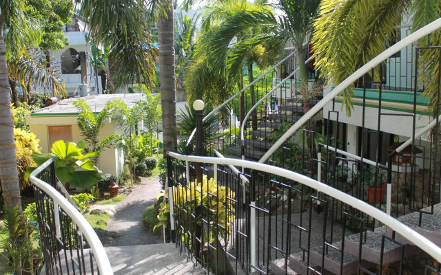 Turtle Inn Resort