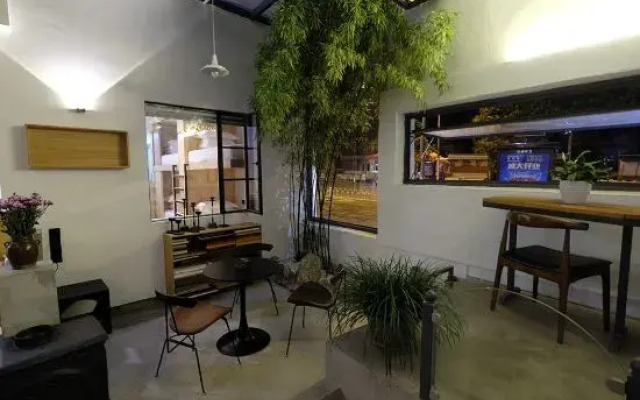 DaLi LOFT Travelling With Hostel