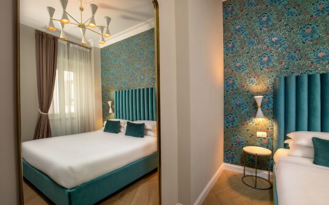 Porta Castello Suites