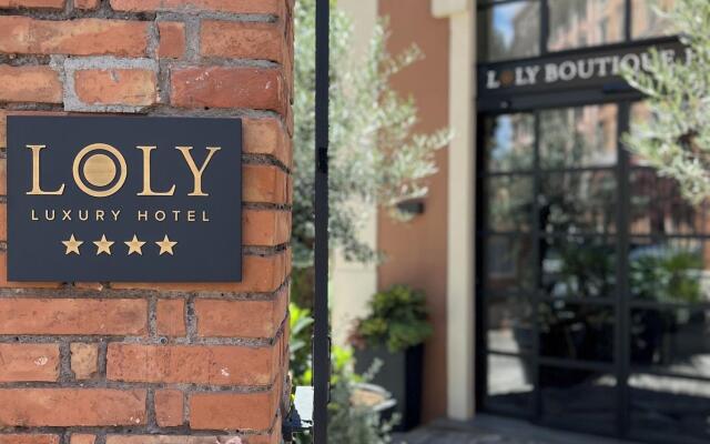 Loly Boutique Hotel
